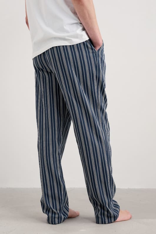 män frakt ljus randig pyjamas byxor