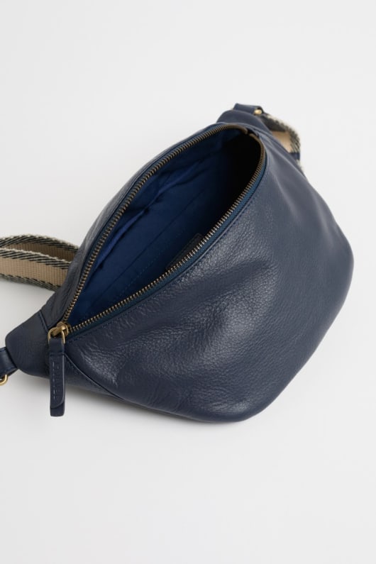 wyllow läder crossbody väska