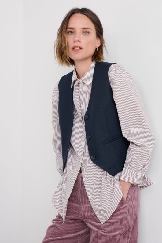 lowena v-neck ull-blandning väst