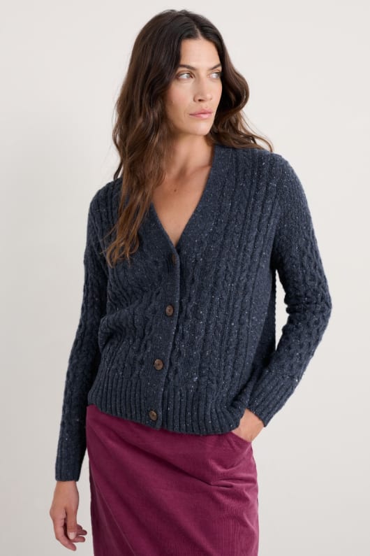 newlyn cardigan gjort med merino ull