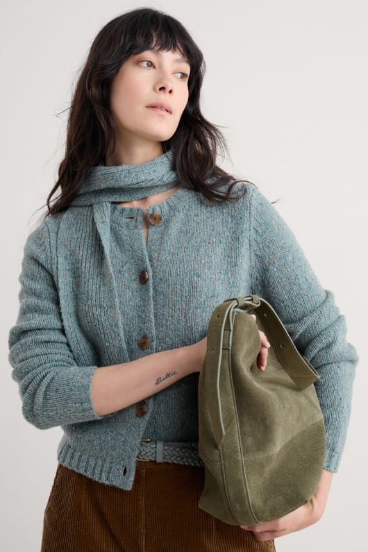 fetknopp cardigan med halsduk detalj