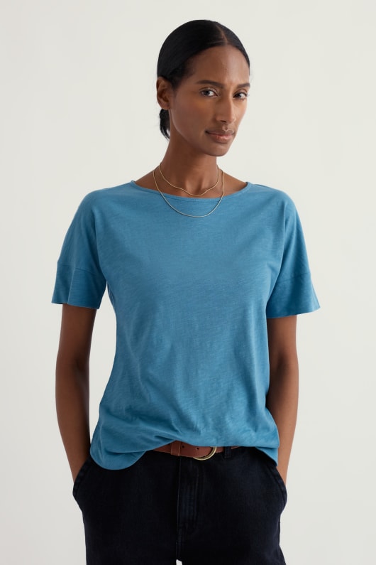 bryher visa t-shirt i gots-certifierad ekologisk bomull